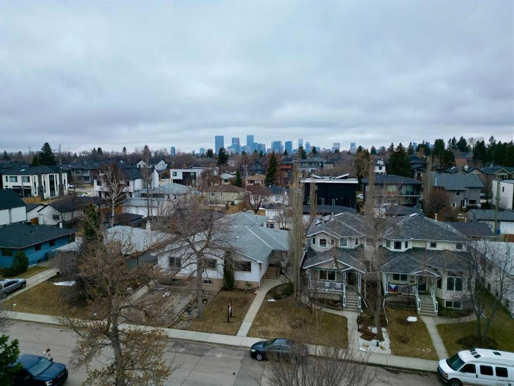 719 27 Avenue Nw, Calgary, AB - Outdoor With View