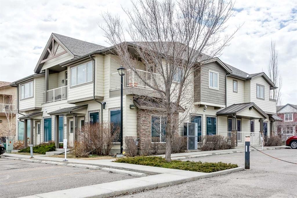 2201-230 Eversyde Boulevard Sw, Calgary, AB - Outdoor With Facade