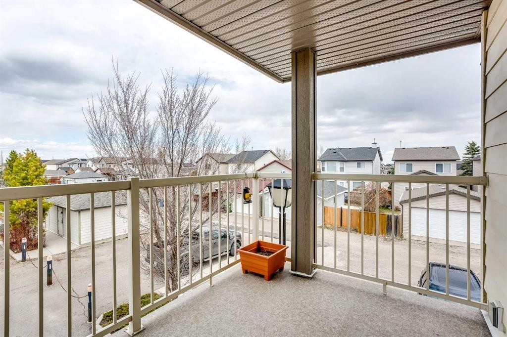 2201-230 Eversyde Boulevard Sw, Calgary, AB - Outdoor With Exterior