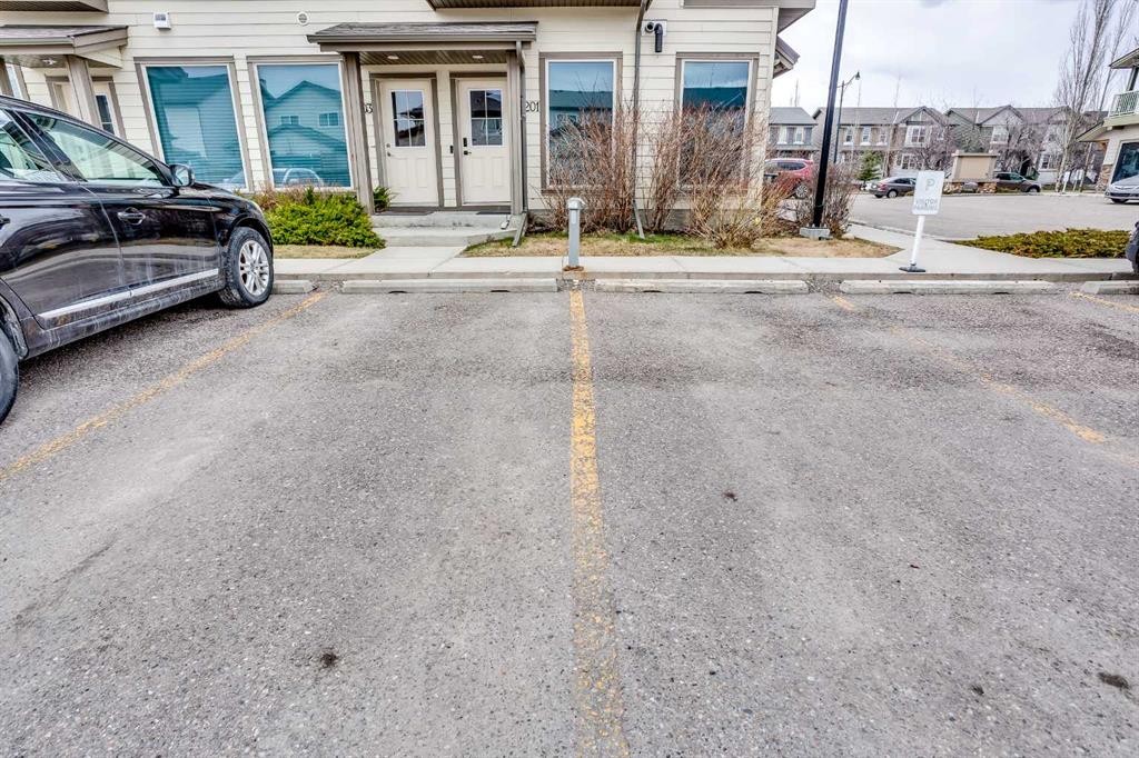 2201-230 Eversyde Boulevard Sw, Calgary, AB - Outdoor
