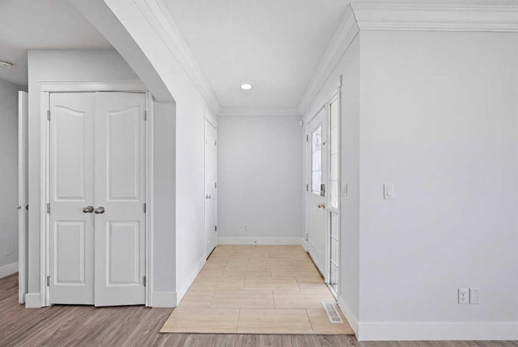 256 Saddlecrest Boulevard Ne, Calgary, AB - Indoor Photo Showing Other Room