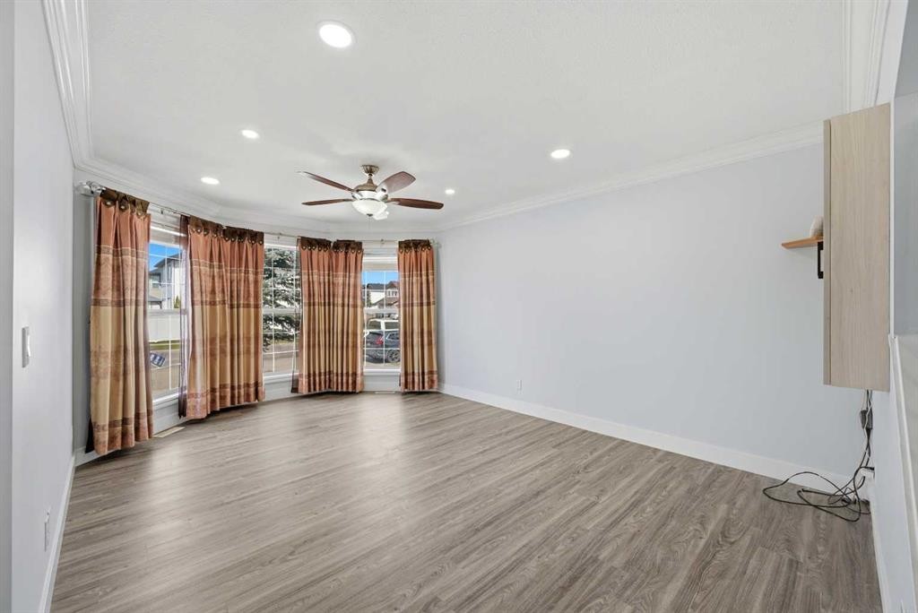 256 Saddlecrest Boulevard Ne, Calgary, AB - Indoor