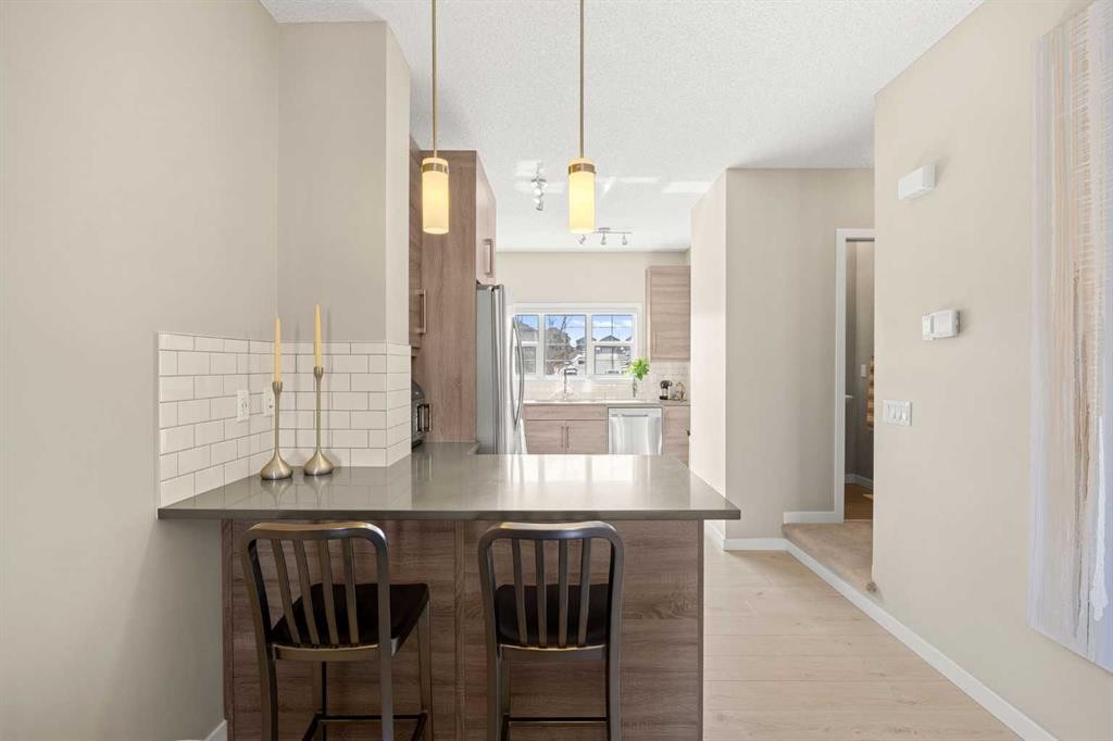 496 Nolan Hill Boulevard Nw, Calgary, AB - Indoor