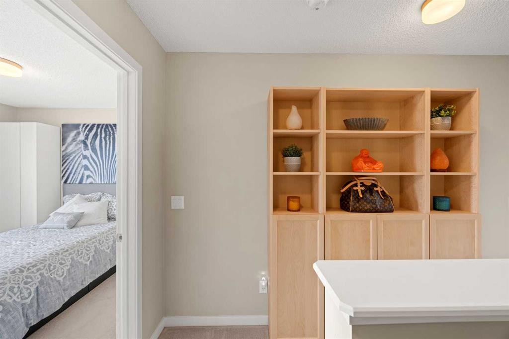 496 Nolan Hill Boulevard Nw, Calgary, AB - Indoor