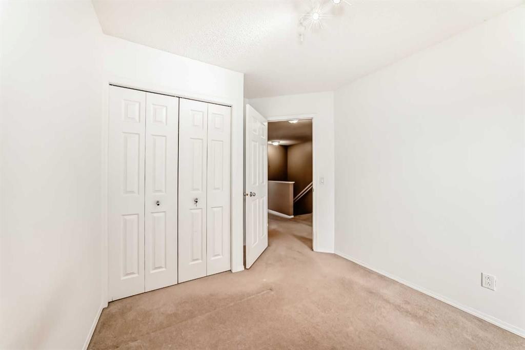 112 Country Village Cape Ne, Calgary, AB - Indoor