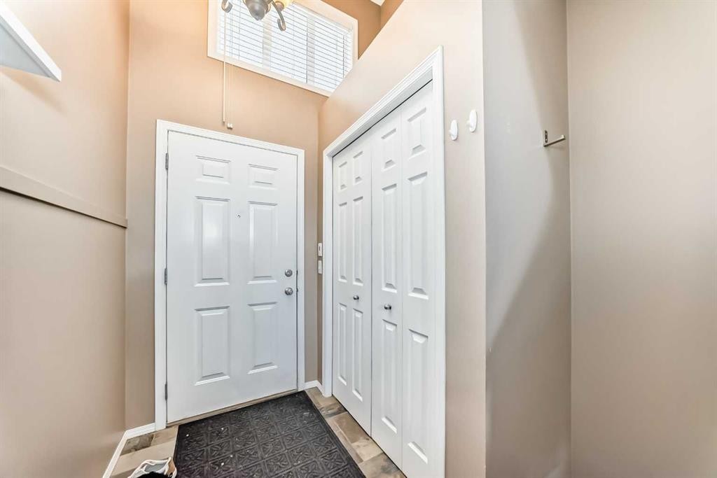 112 Country Village Cape Ne, Calgary, AB - Indoor Photo Showing Other Room