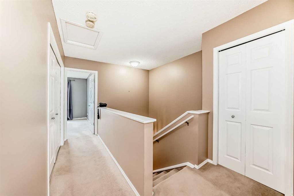 112 Country Village Cape Ne, Calgary, AB - Indoor Photo Showing Other Room