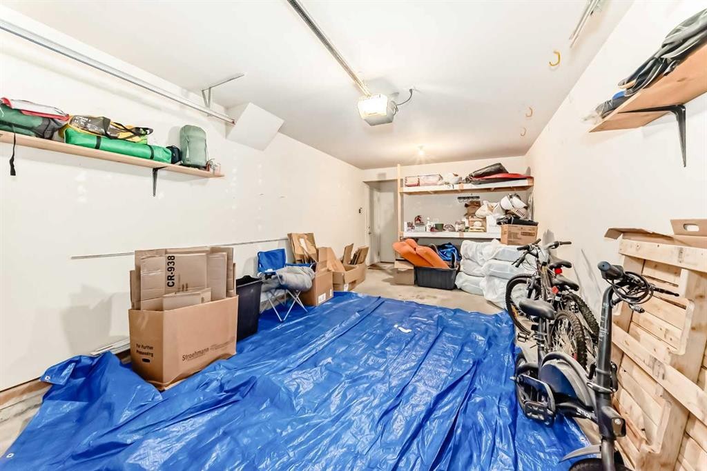 112 Country Village Cape Ne, Calgary, AB - Indoor
