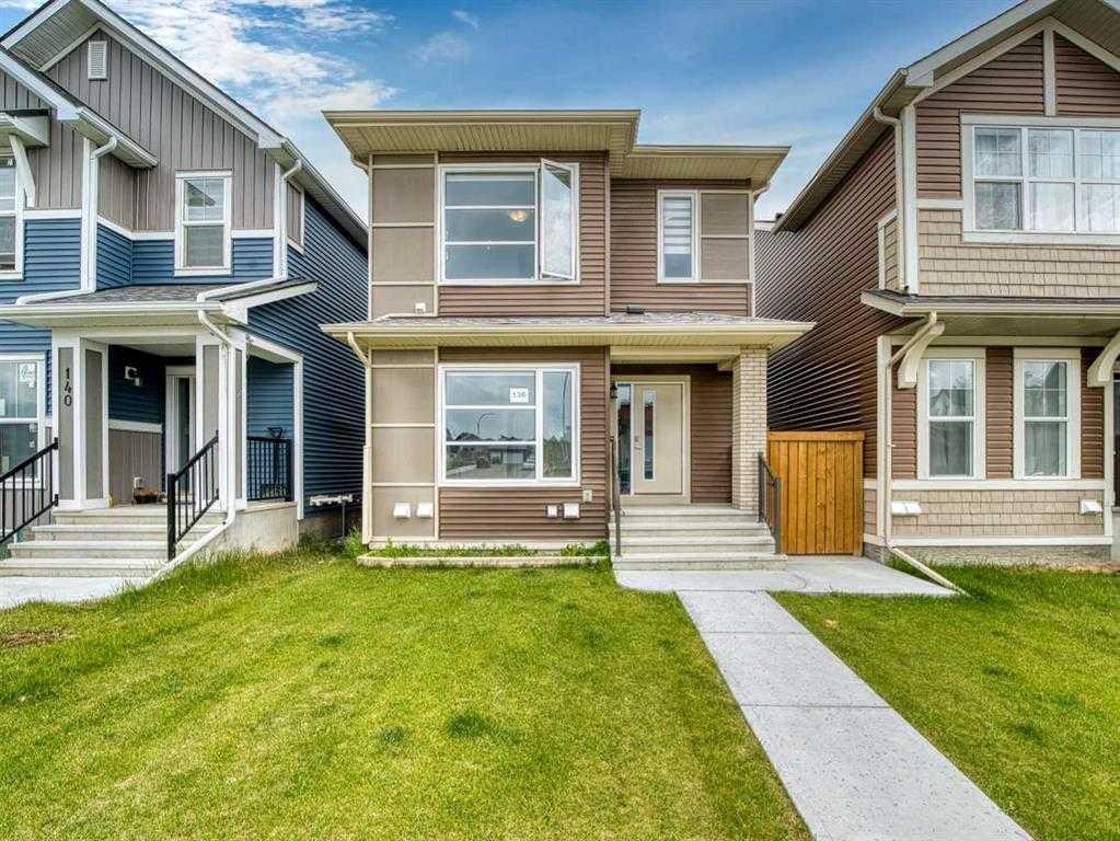 136 Lucas Street Nw, Calgary, AB - Outdoor With Facade