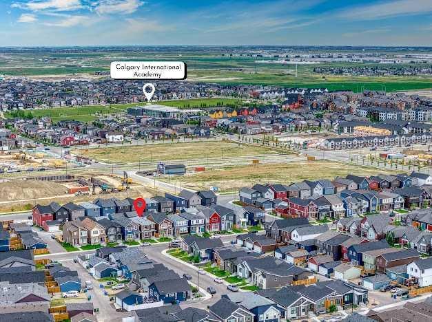 136 Lucas Street Nw, Calgary, AB - Outdoor With View