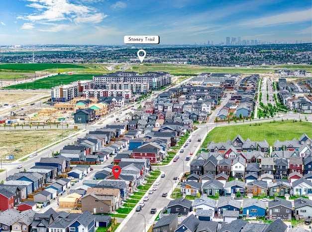 136 Lucas Street Nw, Calgary, AB - Outdoor With View