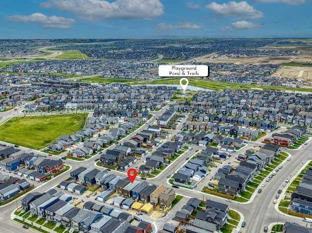 136 Lucas Street Nw, Calgary, AB - Outdoor With View