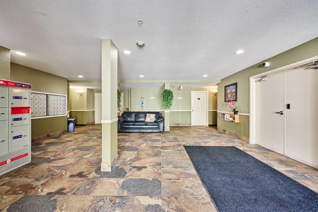 2105-4975 130 Avenue Se, Calgary, AB