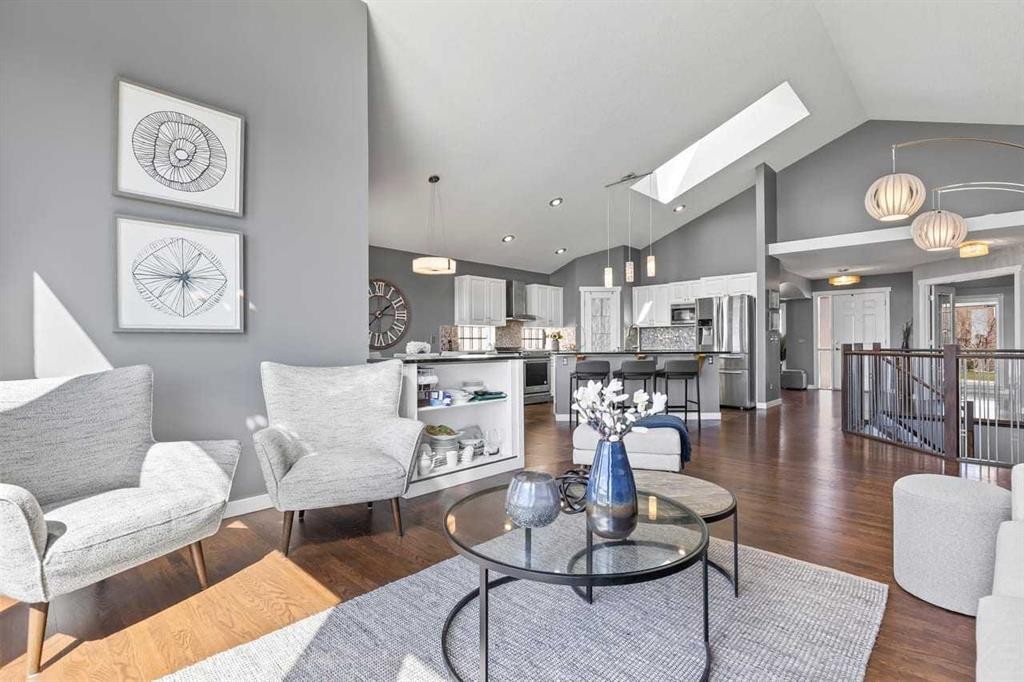 12 Arbour Estates Green Nw, Calgary, AB - Indoor Photo Showing Living Room