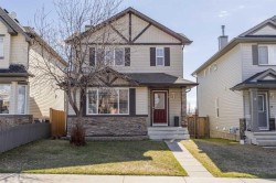 76 Crystal Shores Heights Okotoks, AB T1S 2K9