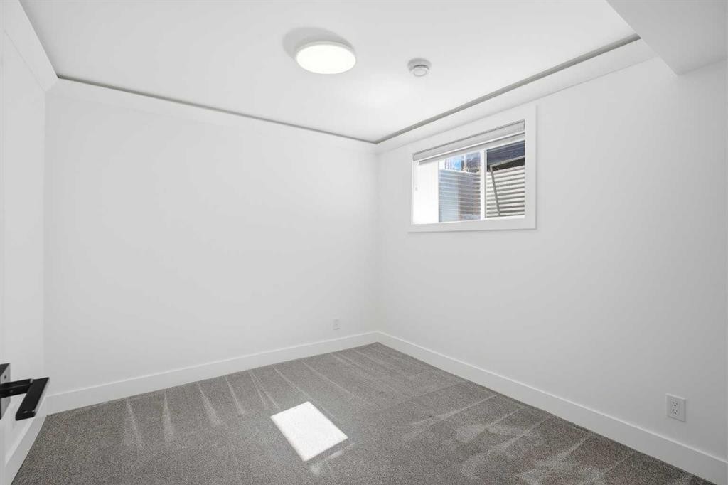 248 Castledale Way Ne, Calgary, AB - Indoor Photo Showing Other Room