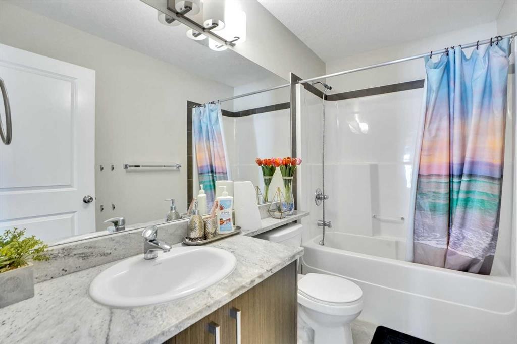 1107-333 Taralake Way Ne, Calgary, AB - Indoor Photo Showing Bathroom