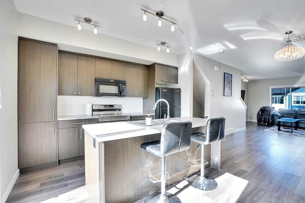1107-333 Taralake Way Ne, Calgary, AB - Indoor Photo Showing Kitchen With Upgraded Kitchen
