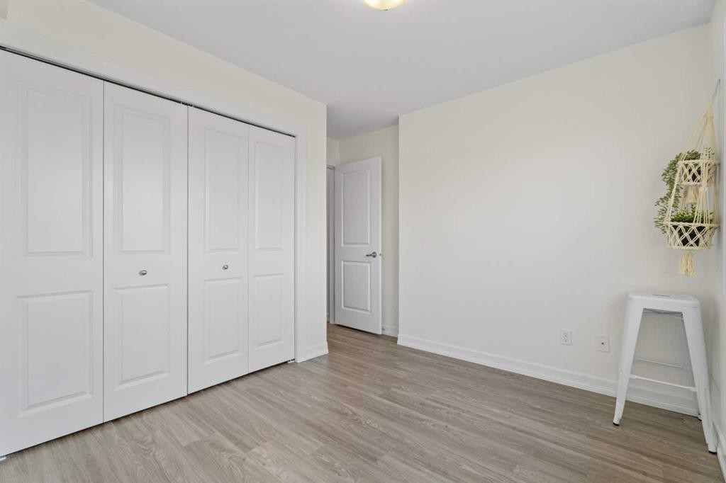 410-121 Copperpond Common Se, Calgary, AB - Indoor