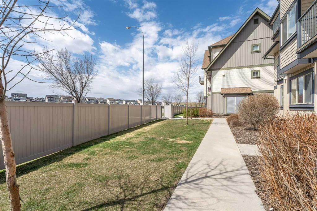 410-121 Copperpond Common Se, Calgary, AB - Outdoor