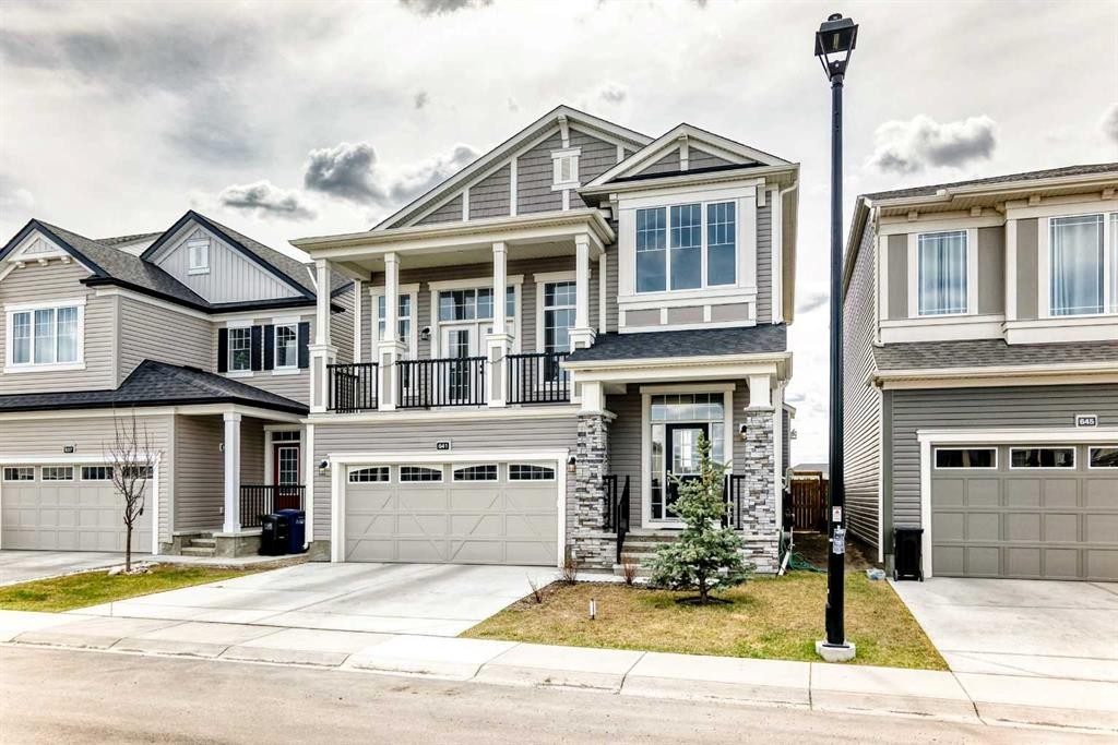 641 Windrow Manor Sw, Airdrie, AB - Outdoor With Facade