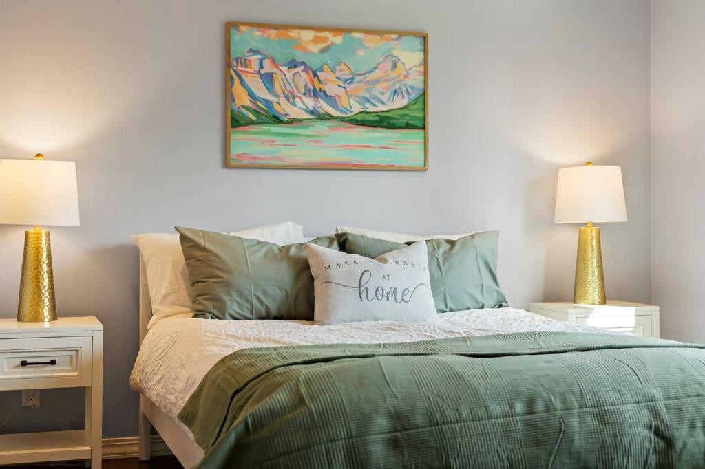 159 Malibou Road Sw, Calgary, AB - Indoor Photo Showing Bedroom