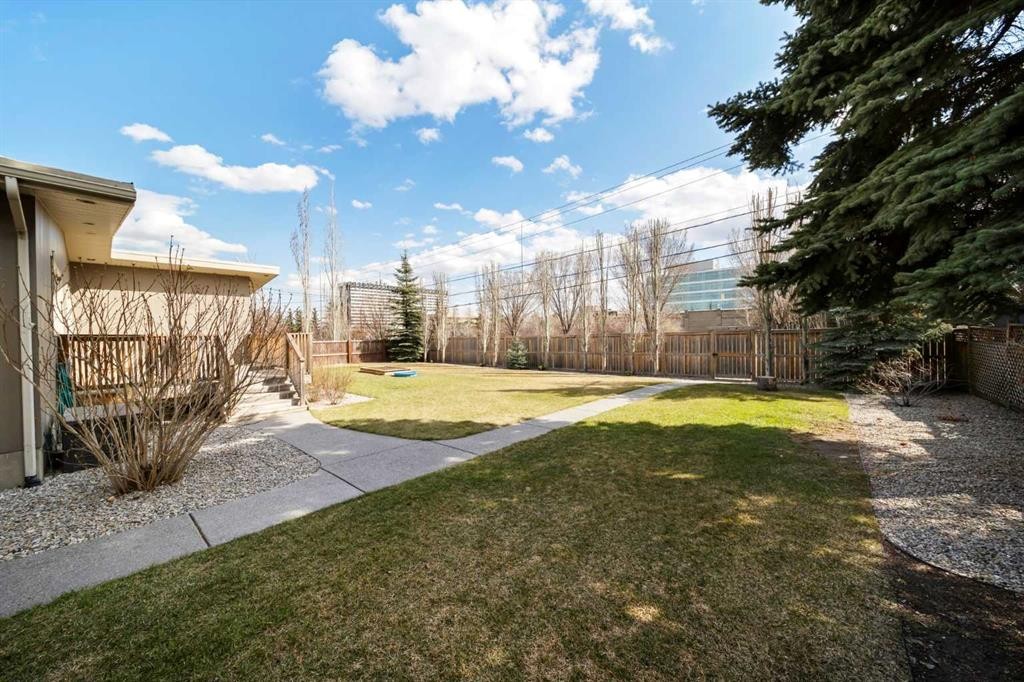 159 Malibou Road Sw, Calgary, AB - Outdoor