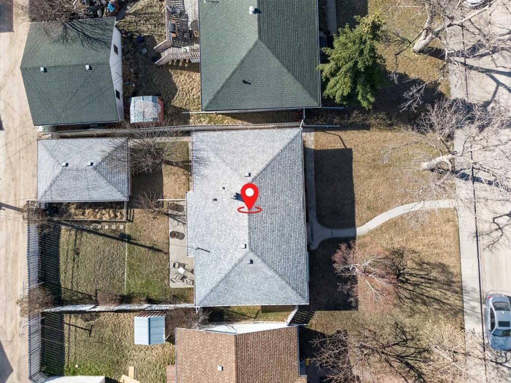 2416 38 Street Sw, Calgary, AB - Outdoor