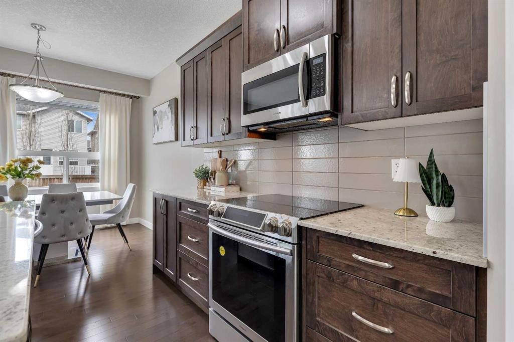 175 Brightoncrest Point Se, Calgary, AB - Indoor