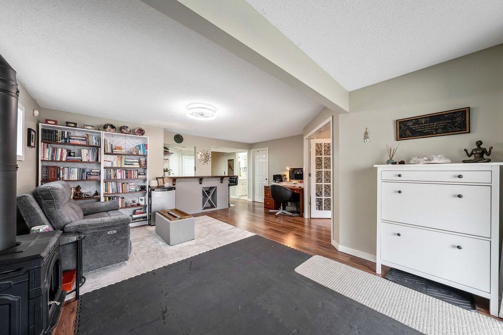 4 Cimarron Trail, Okotoks, AB - Indoor