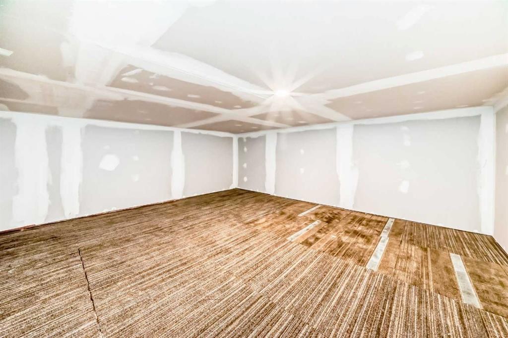 51 Covington Rise Ne, Calgary, AB - Indoor Photo Showing Other Room
