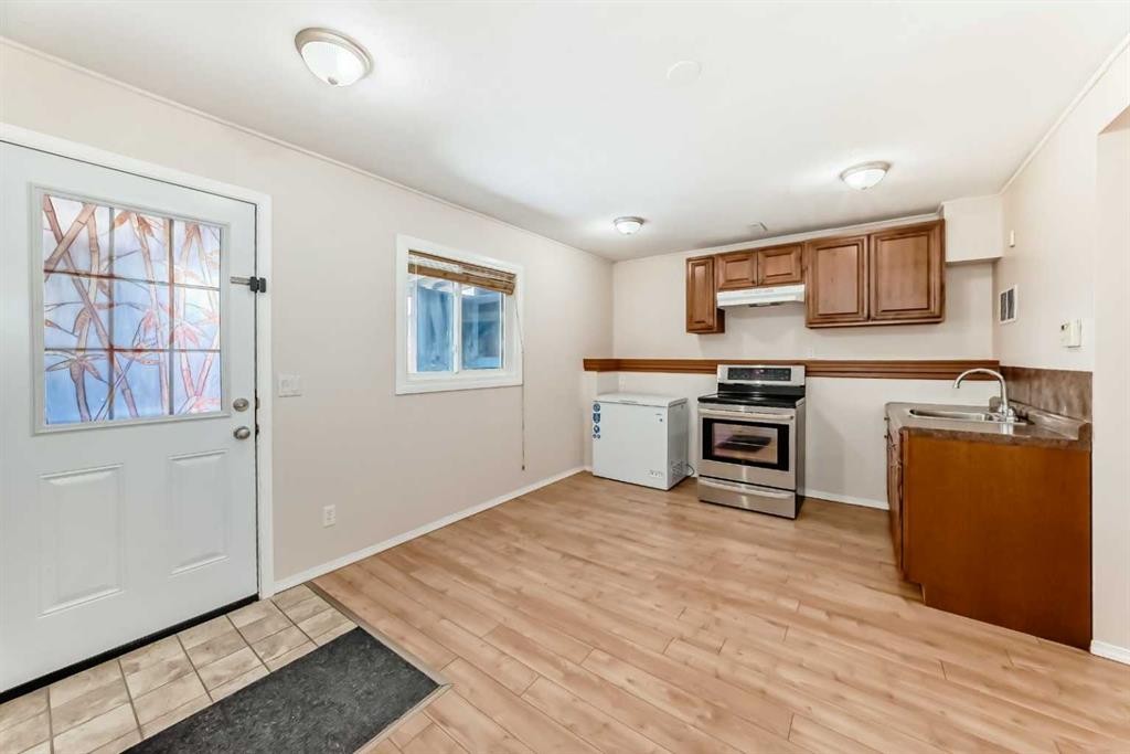 51 Covington Rise Ne, Calgary, AB - Indoor