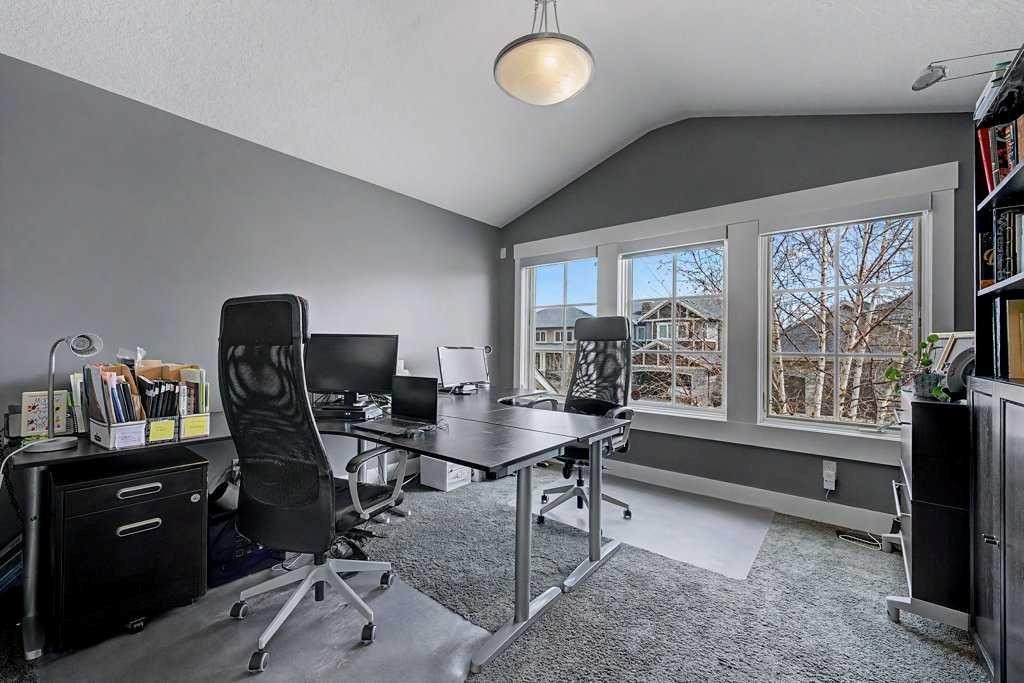 78 Aspen Cliff Close Sw, Calgary, AB