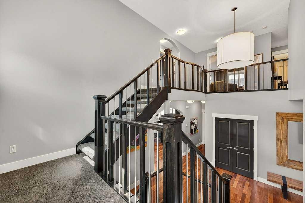 78 Aspen Cliff Close Sw, Calgary, AB