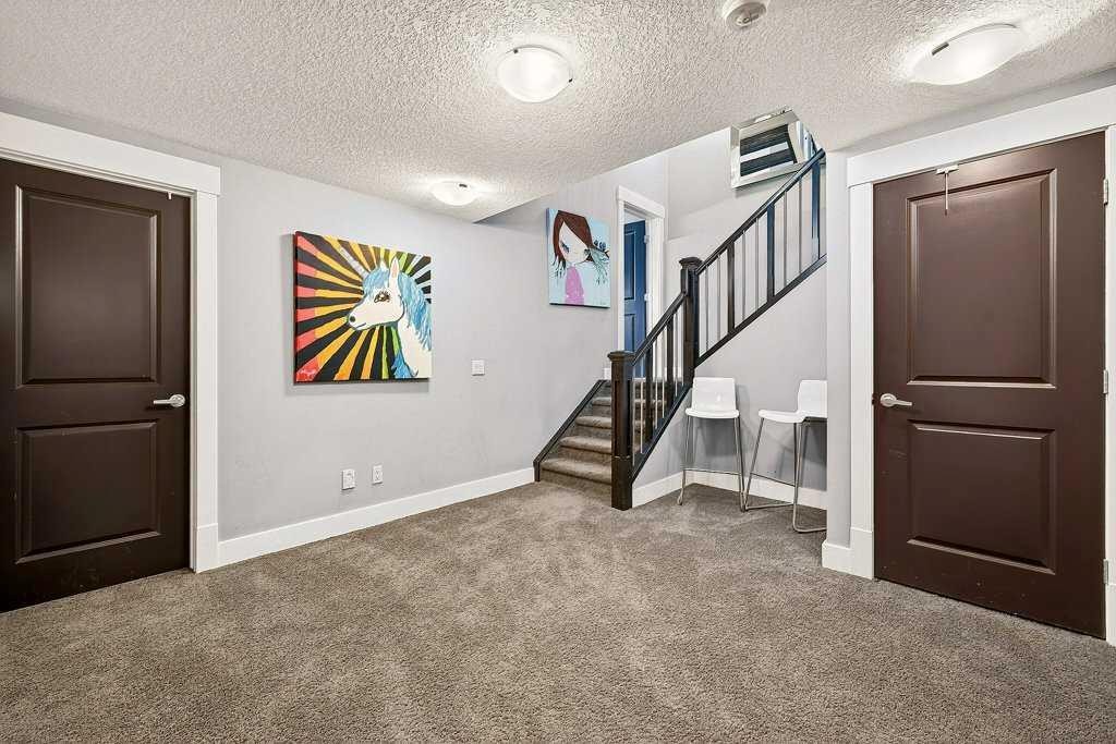 78 Aspen Cliff Close Sw, Calgary, AB