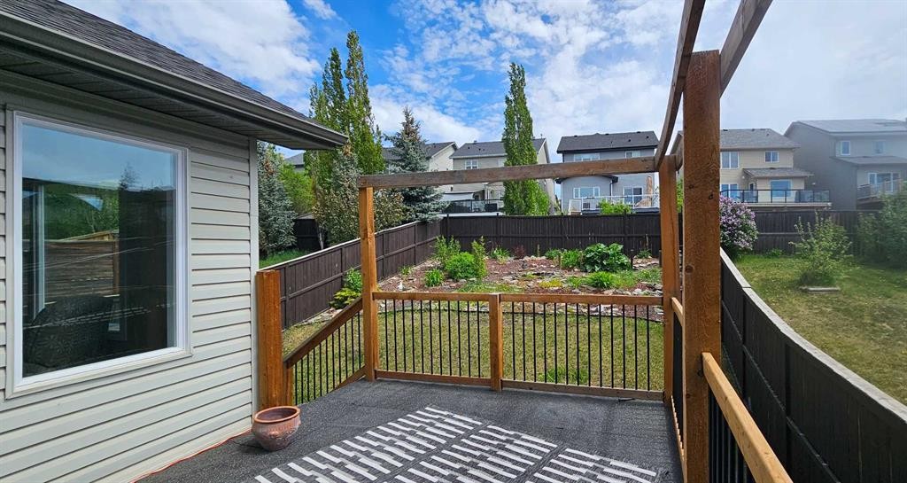 24 Evansbrooke Point Nw, Calgary, AB - Outdoor With Exterior