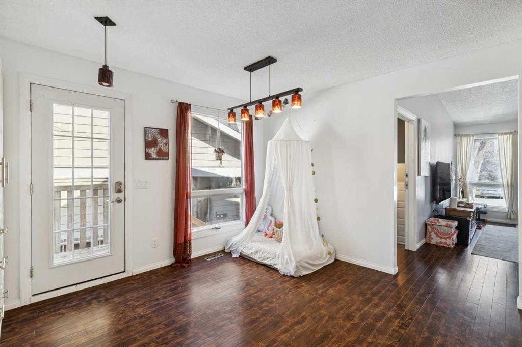 28 Templegreen Bay Ne, Calgary, AB - Indoor