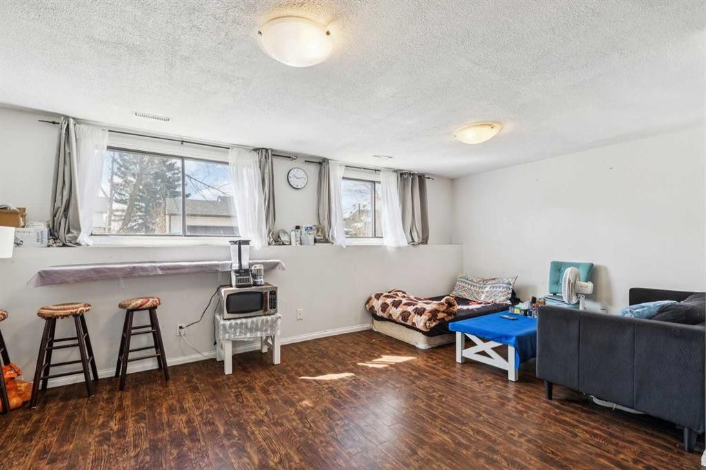 28 Templegreen Bay Ne, Calgary, AB - Indoor