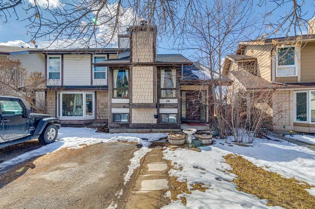 28 Templegreen Bay Ne, Calgary, AB - Outdoor With Facade