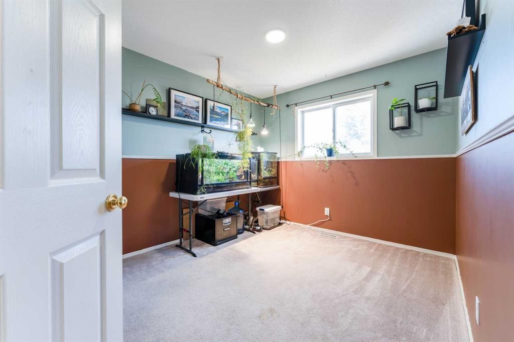 217 Martin Crossing Way Ne, Calgary, AB - Indoor Photo Showing Other Room