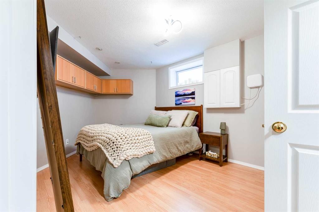 217 Martin Crossing Way Ne, Calgary, AB - Indoor Photo Showing Bedroom