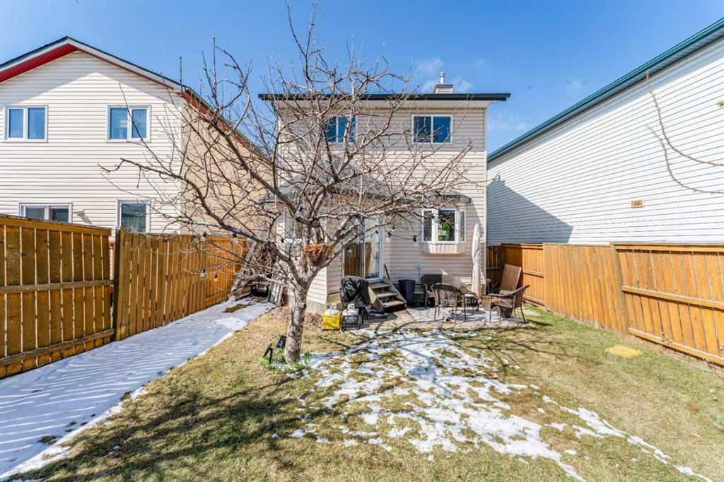 217 Martin Crossing Way Ne, Calgary, AB - Outdoor