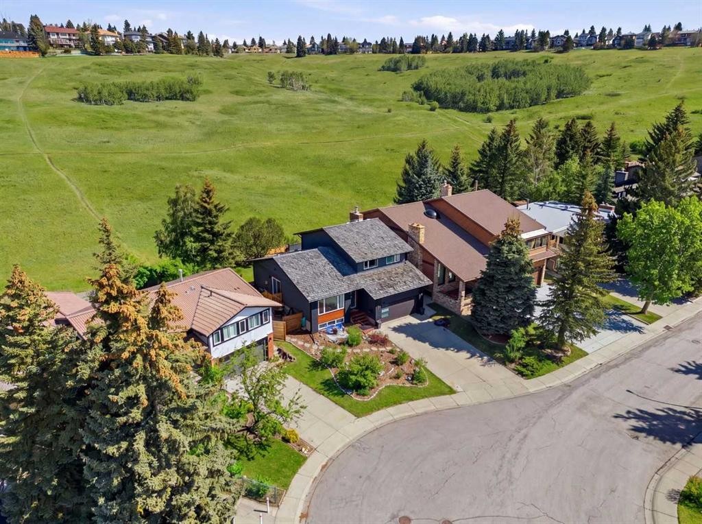 832 Edgemont Road Nw, Calgary, AB - Outdoor With View
