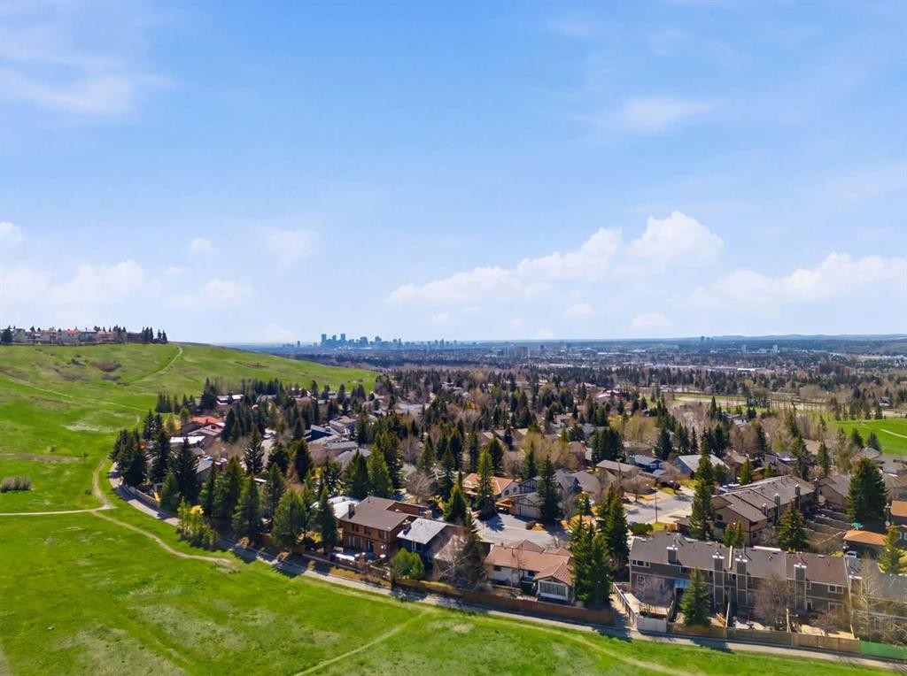 832 Edgemont Road Nw, Calgary, AB - Outdoor With View