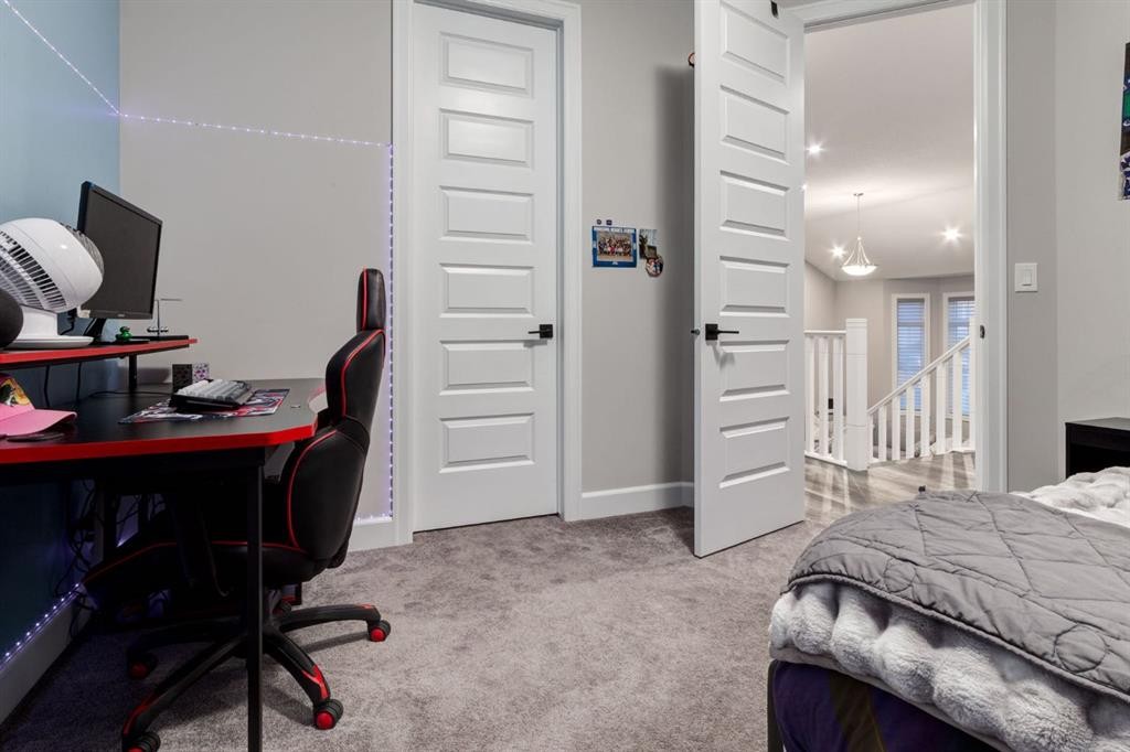 166 Osborne Common Sw, Airdrie, AB - Indoor