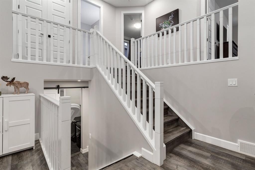 166 Osborne Common Sw, Airdrie, AB - Indoor Photo Showing Other Room