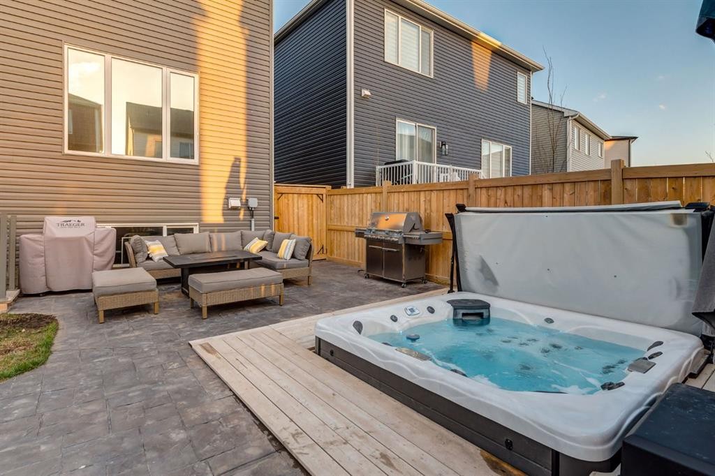 166 Osborne Common Sw, Airdrie, AB - Outdoor With Deck Patio Veranda With Exterior