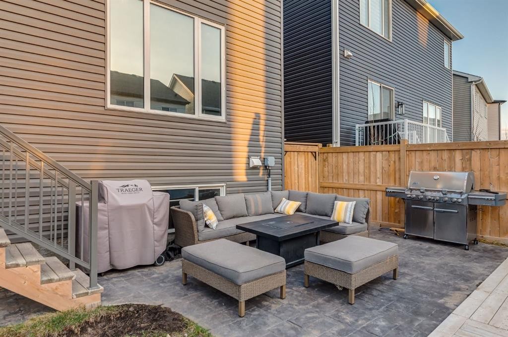 166 Osborne Common Sw, Airdrie, AB - Outdoor With Deck Patio Veranda With Exterior