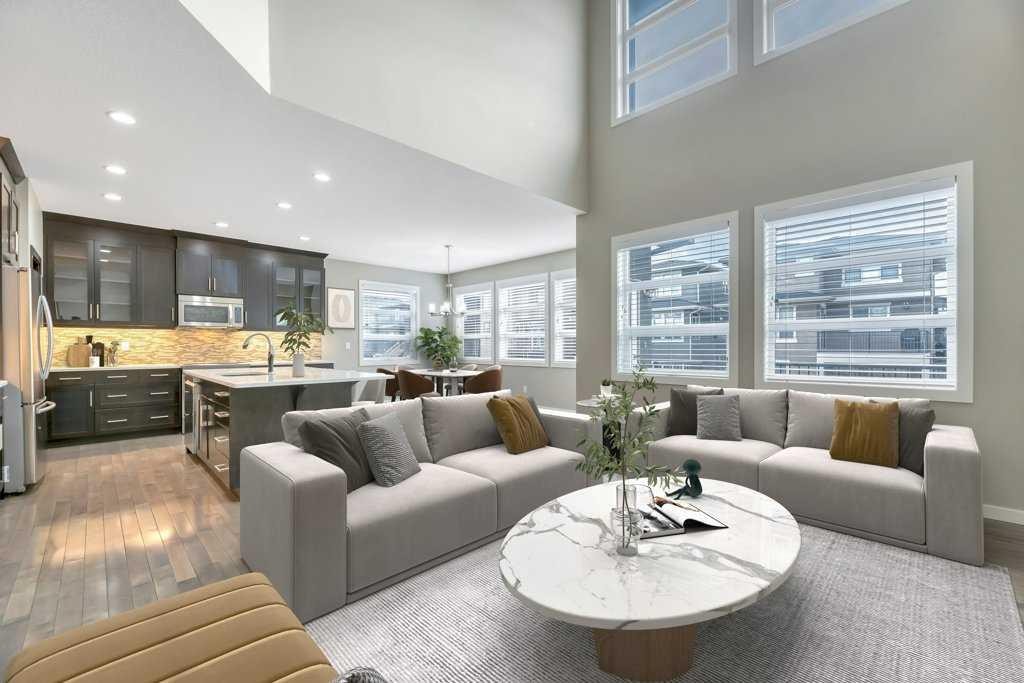 29 Aspen Summit Point Sw, Calgary, AB - Indoor Photo Showing Living Room