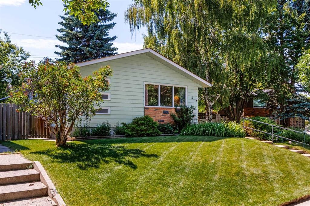 5 Fraser Road Se, Calgary, AB - Outdoor